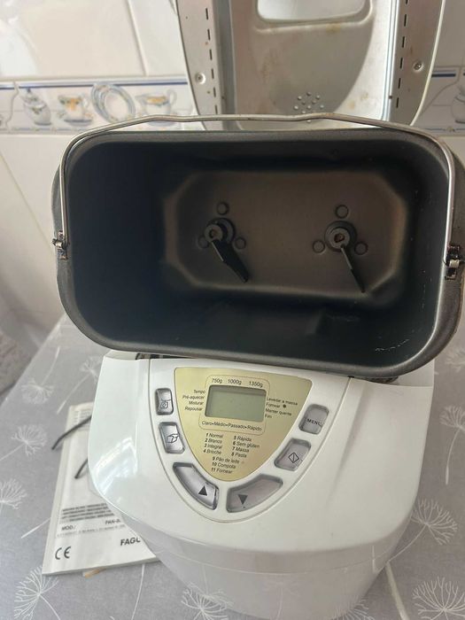 Máquina de fazer pão
