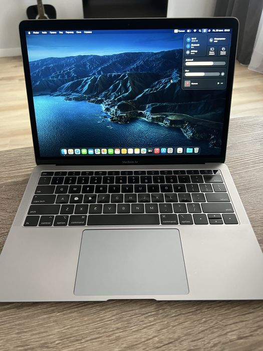 Запчастини macbook Air 2018 a1932, дисплей, шлейф, тачпад, батарея