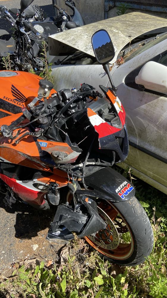 Honda CBR 600 RR 2008 – ACIDENTADA