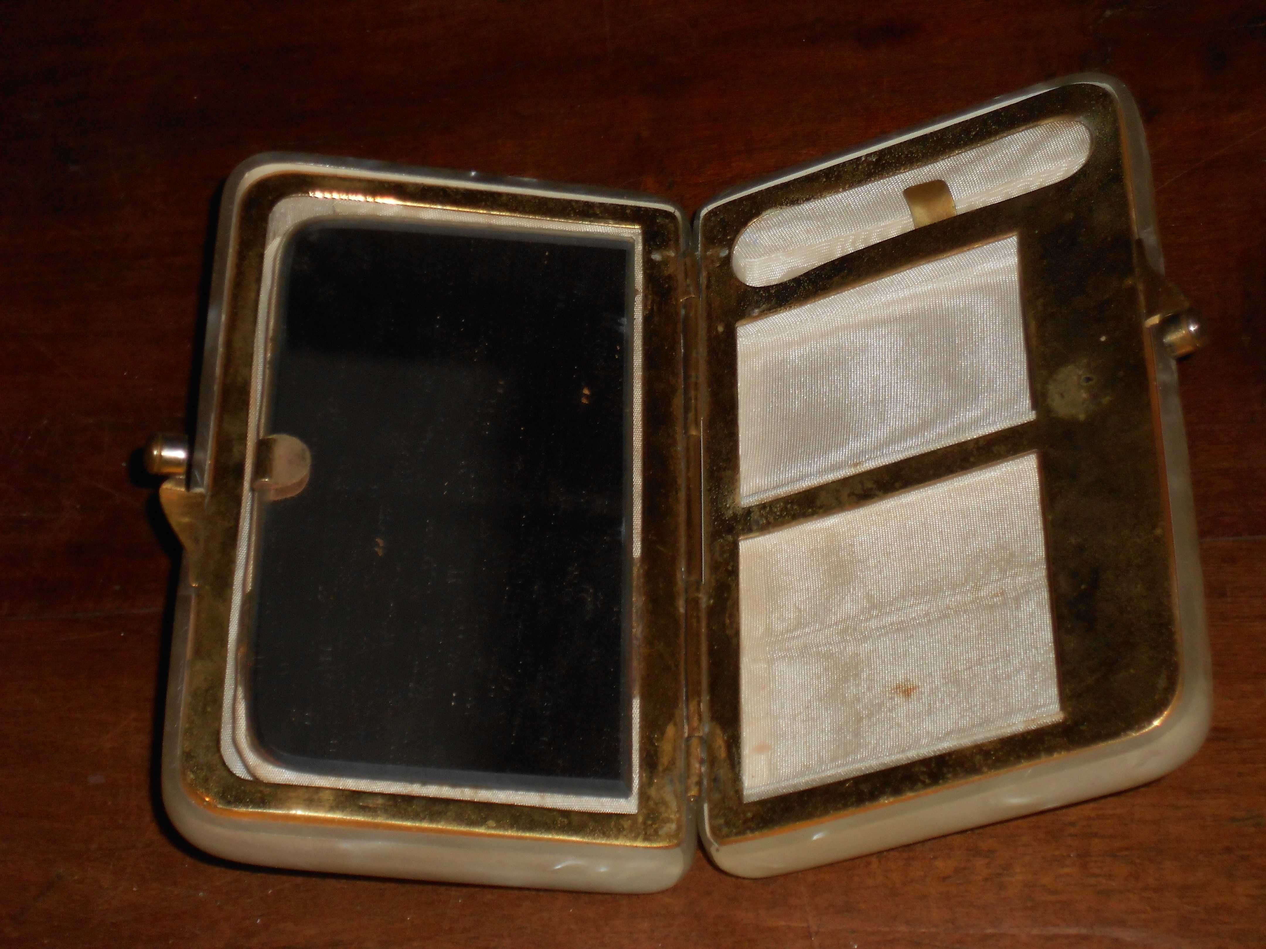 Coleccionaveis antigos caixa latao miniaturas lupa Pierre Cardin