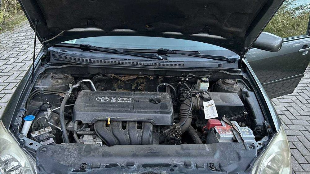 Toyota corolla 2004