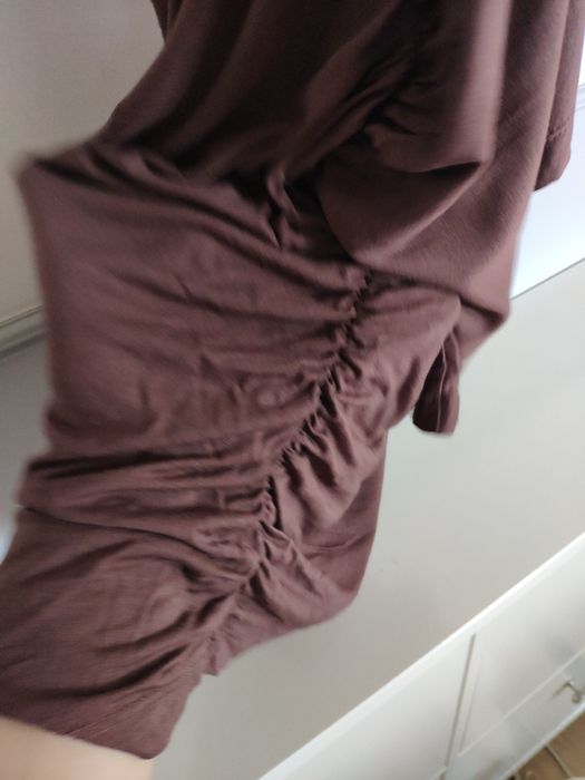 Asymetryczna sukienka Bershka. Rozm M/L. 100%Wiskoza. Brązowa. Nowa