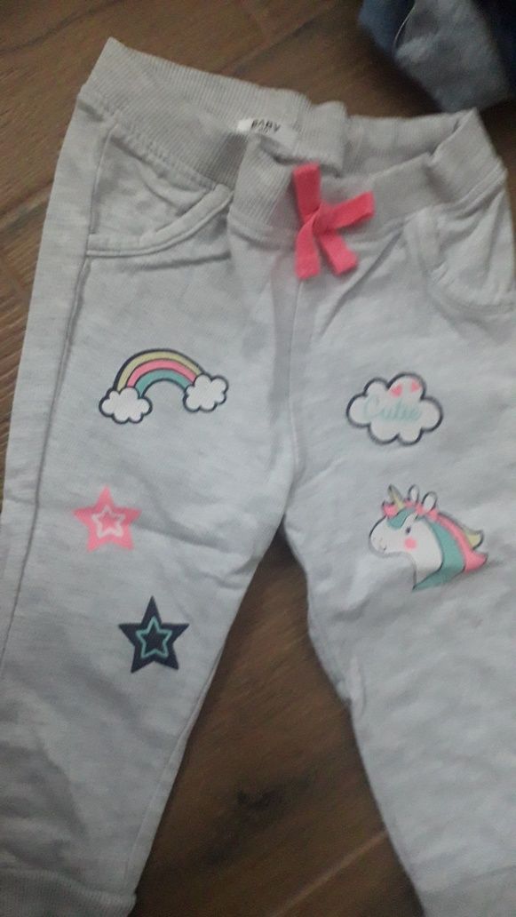 Zestaw ubrań bluza bluzka spodnie legginsy 80-86