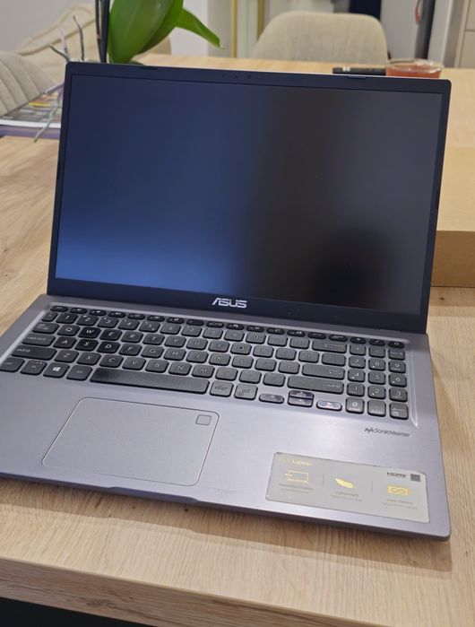Asus vivobook X515ja i5 512 ssd 16gb