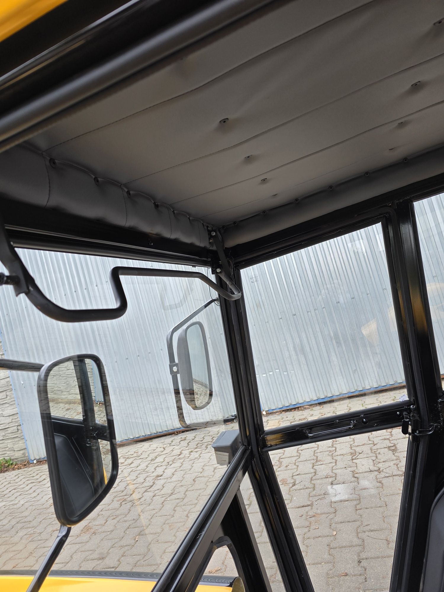 Kabina c360 c330 C4011 Kabina C 330 Kabina C 360 Maska C360 c330 Ursus