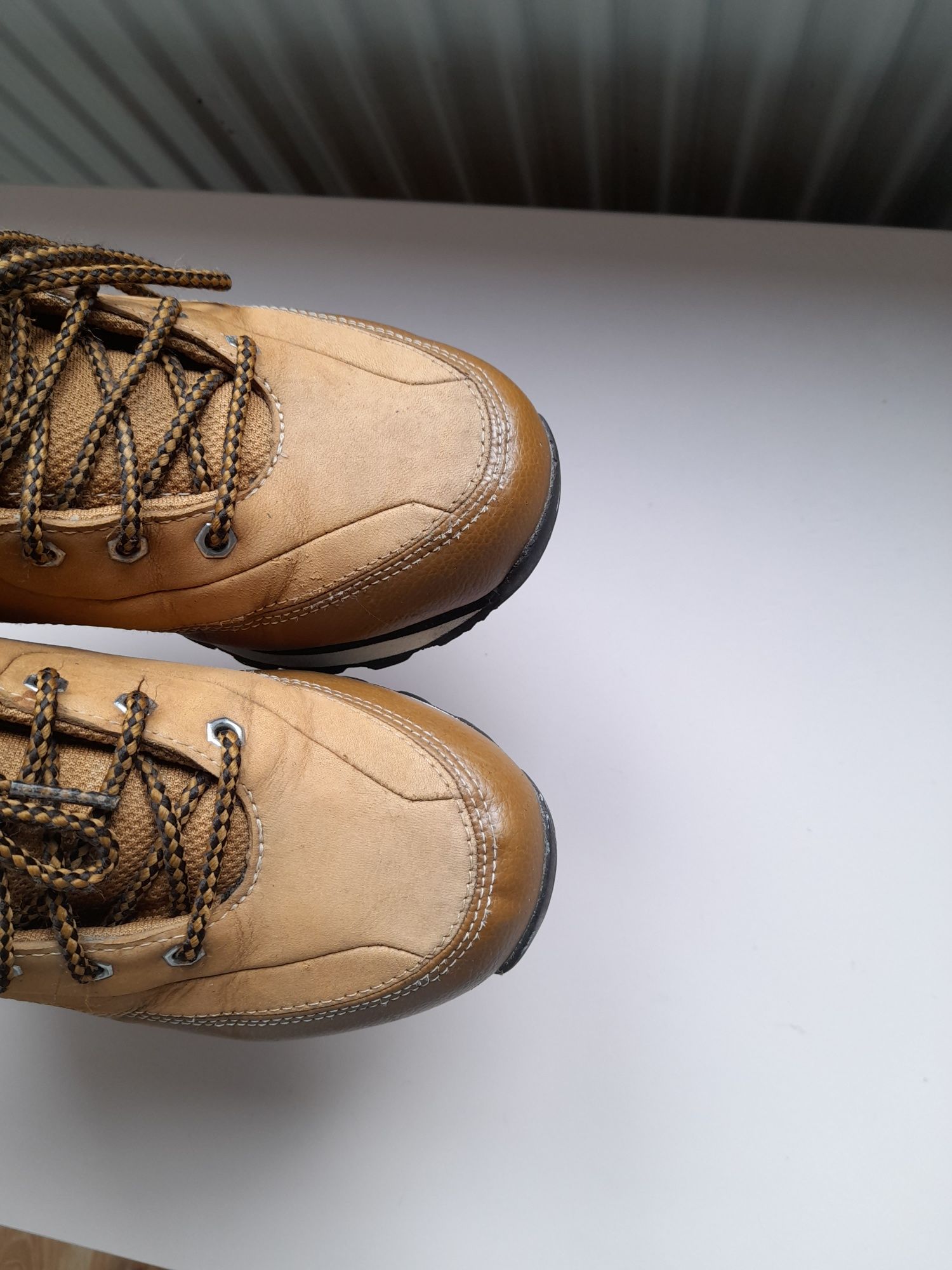 Buty trzewiki helly hansen 37
