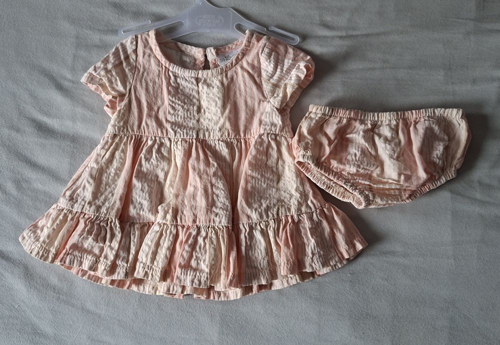 Pakiet Sukienek I rampersów 62