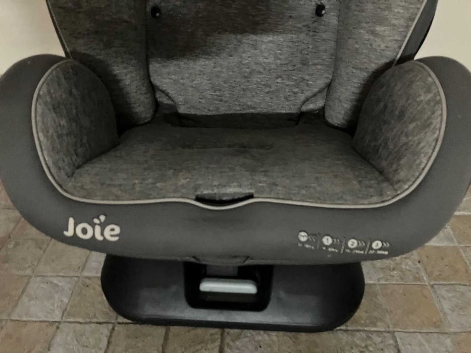 Cadeira auto com isofix - Joie every stage