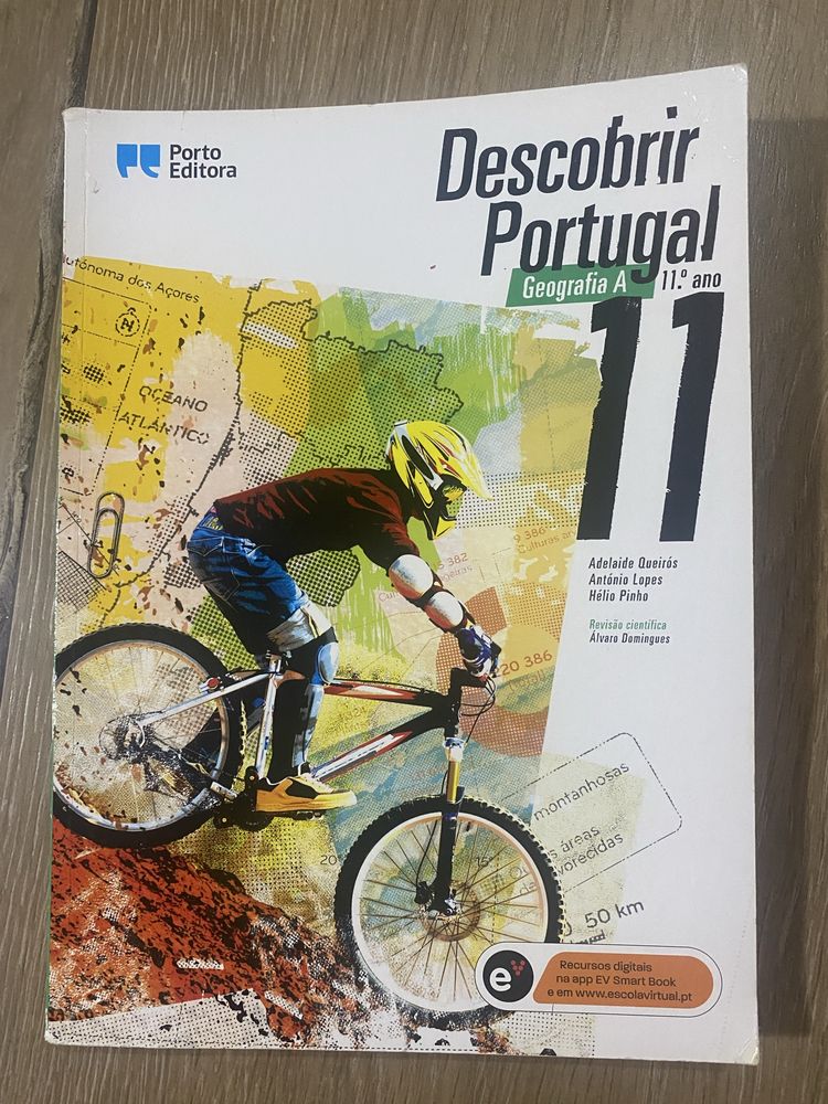 Manuais e caderno atividades 11 ano