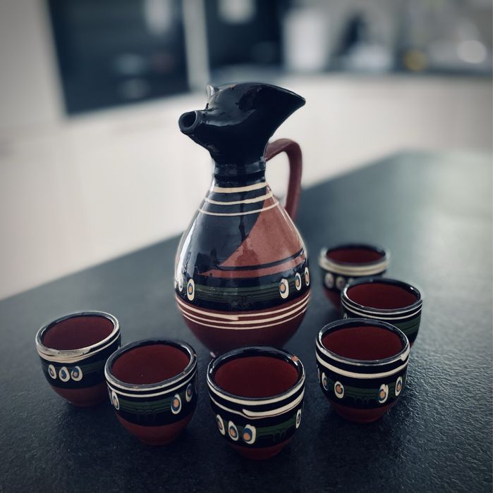 Ceramika bułgarska zestaw do wina.