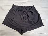 Czarne eleganckie spodenki H&M r M 38