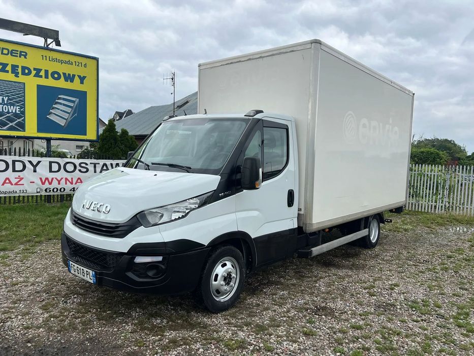 Iveco 35C14 Kontener+Winda  Iveco 35c14 2019 Rok Kontener+Winda