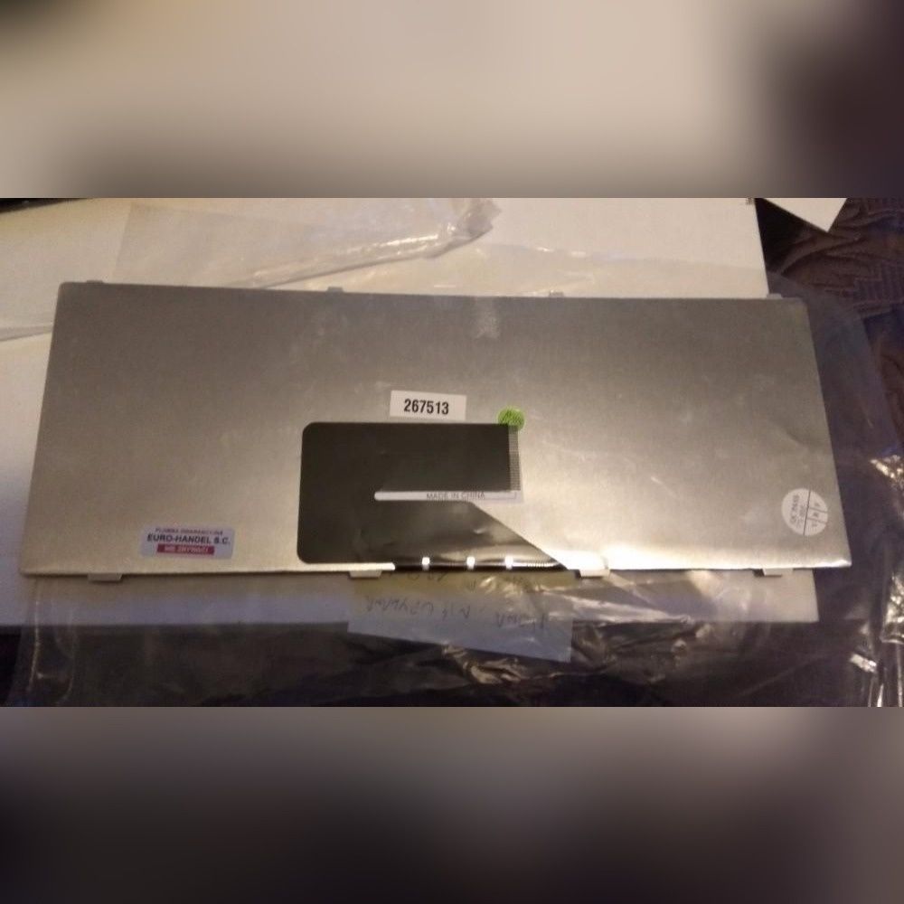 Nowa klawiatura do notebooka MSI lub Fujitsu 13-13,3"