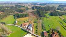 Terreno com viabilidade de construção em Vilarinho do Bairro