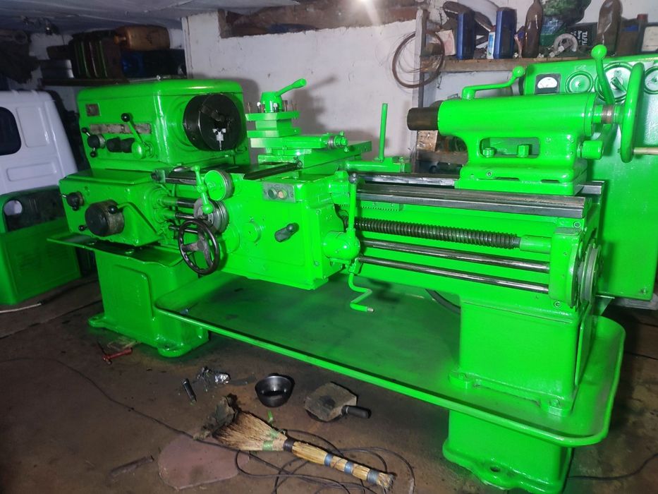 Токорно - винторізний станок 1 К 62  1981 р безкоштовна доставка.