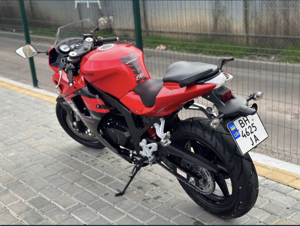 Hyosung GT 250R EFI