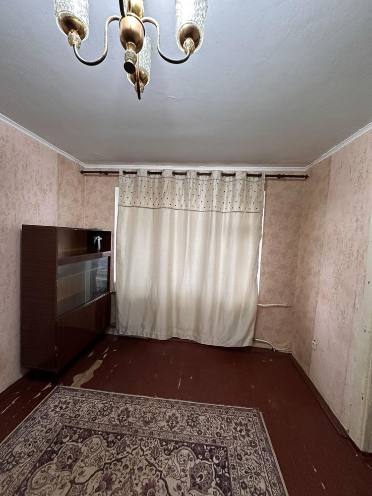 Продаєтся 2 комнатная квартира на Соцгороде .