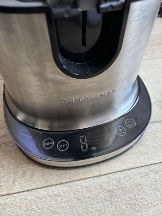 Sokowirówka Götze & Jensen JM701X Inox