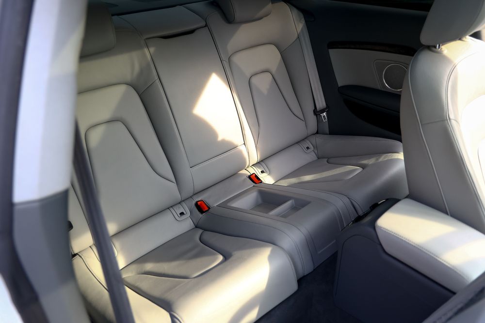 Audi A5 2013 quattro 300hp.