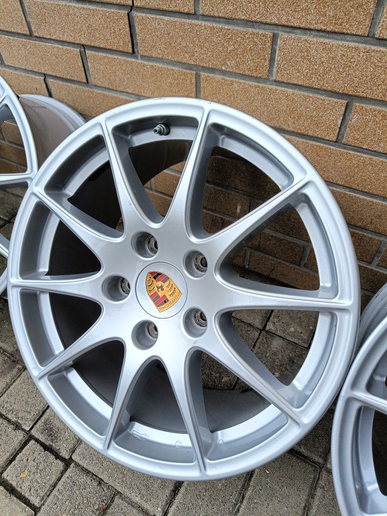 Felgi Aluminiowe 18 Cali 5x130 8/9Jx18 ET59/53 - Porsche Panamera S