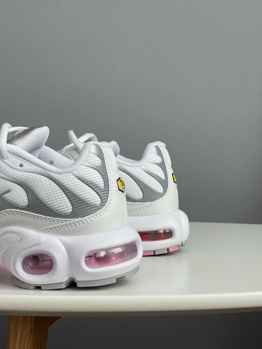 !SALE! Nike Air Max TN Plus White Grey Pink 36 37 38 39 40