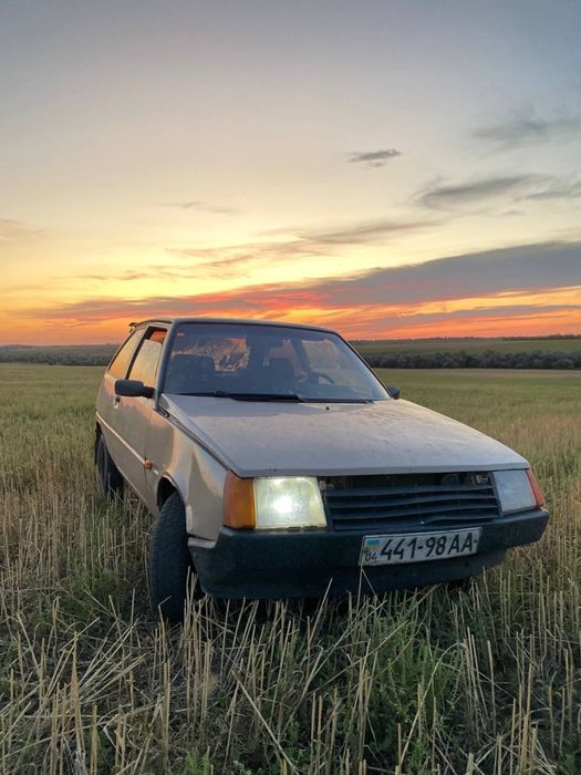 Заз 1102,таврия.