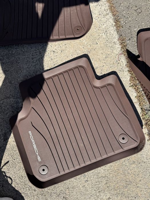 Оригінальні резинові коврики Porsche Cayenne 2019-2025