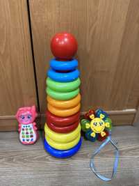 Детские игрушки развивающие пирамидка, телефон детский и поющее солныш