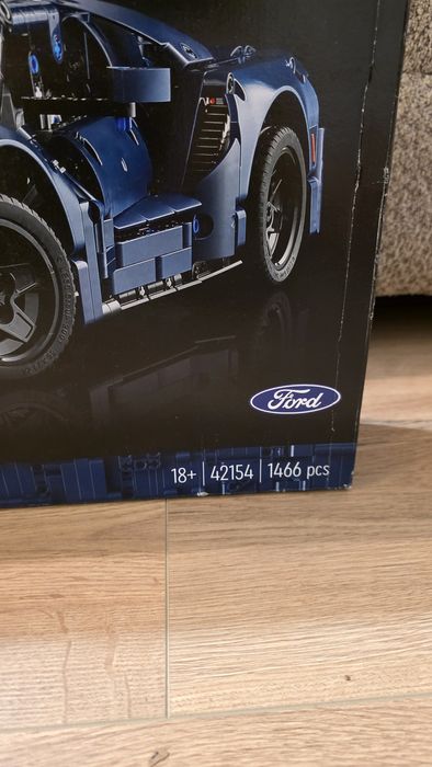 Nowy Oryginalny Zestaw Lego Technic  42154 Ford GT