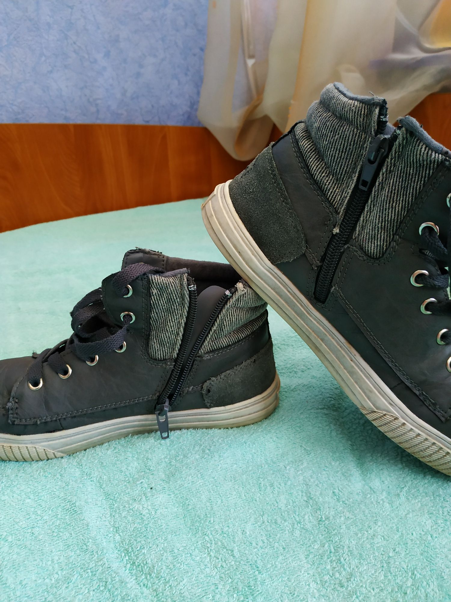 Кожаные ботинки,хайтопы фирмы BH PC 36р.(стелька 23 см)