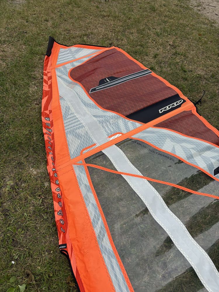 Żagiel windsurfingowy RRD Compact Grom 3.8 i 4.4
