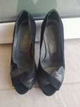 Sapatos salto alto