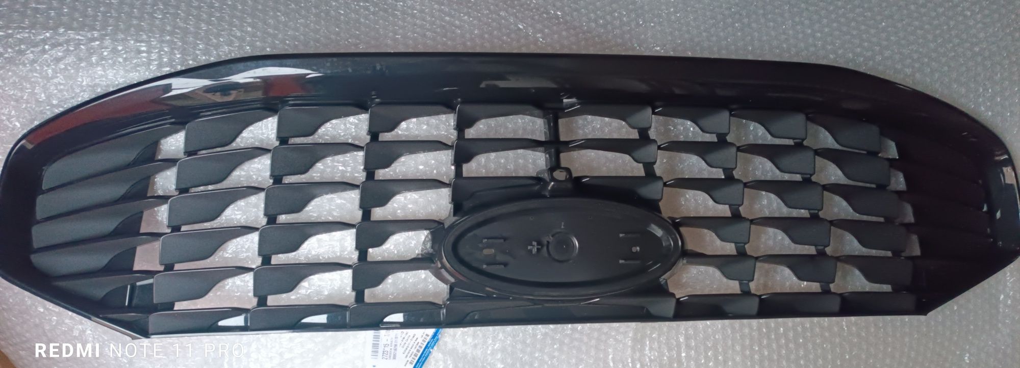 Grill / Atrapa Ford Kuga Mk. III