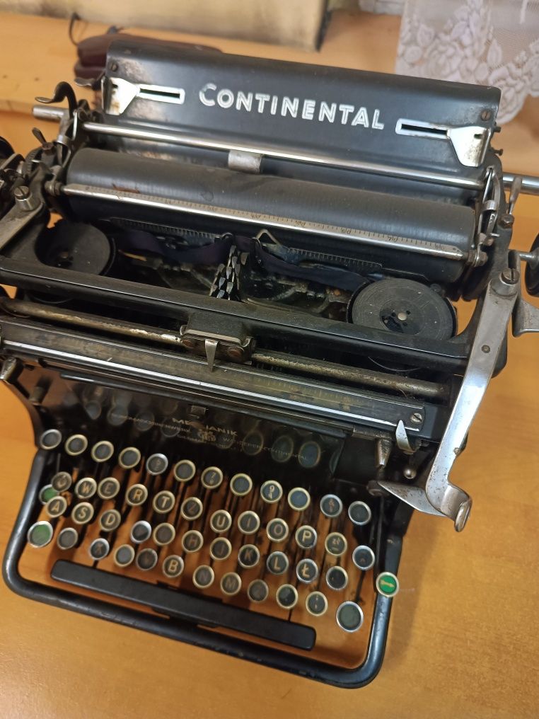 Maszyna do pisania zabytkowa Continental