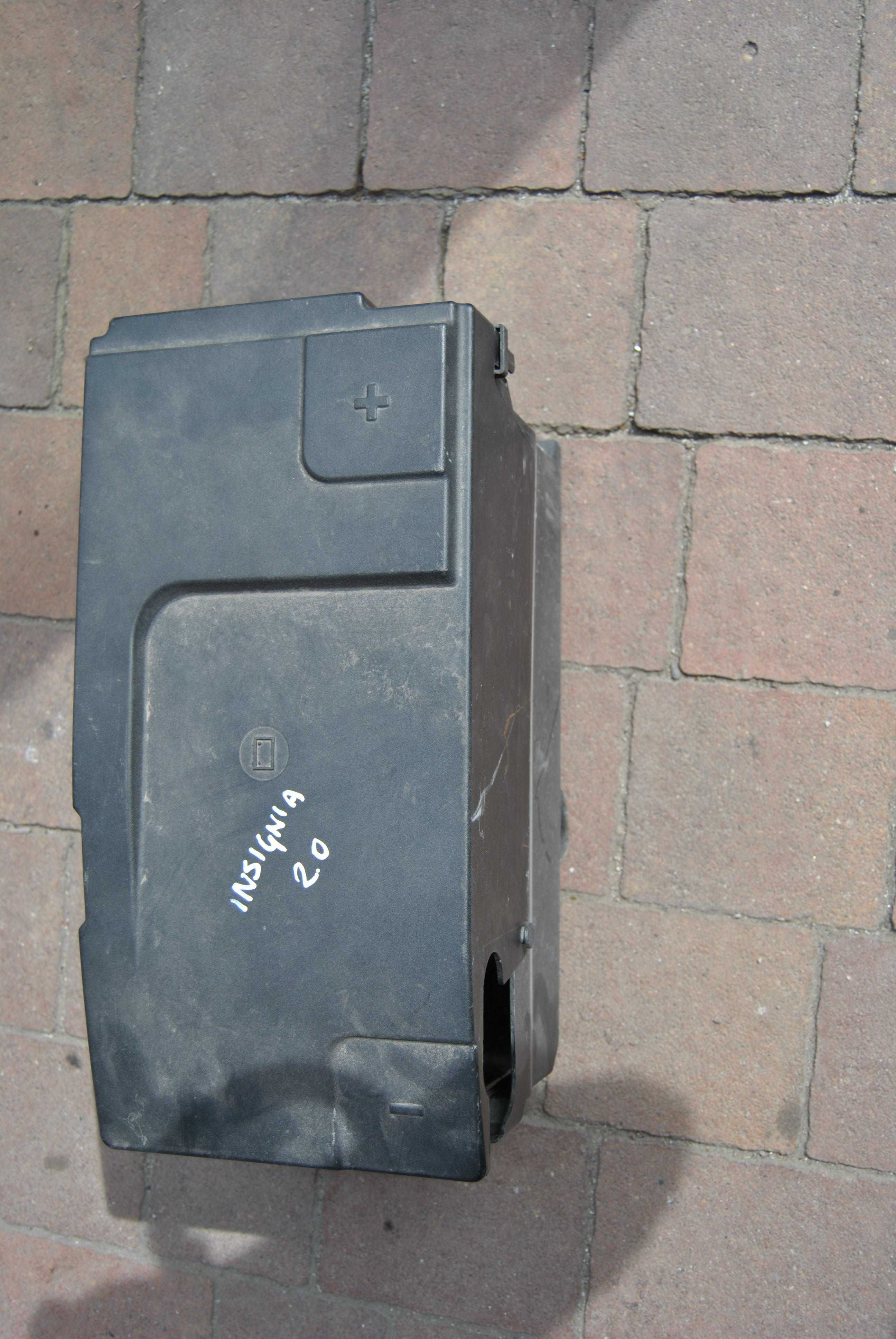 Podstawa obudowa akumulatora Opel Insignia