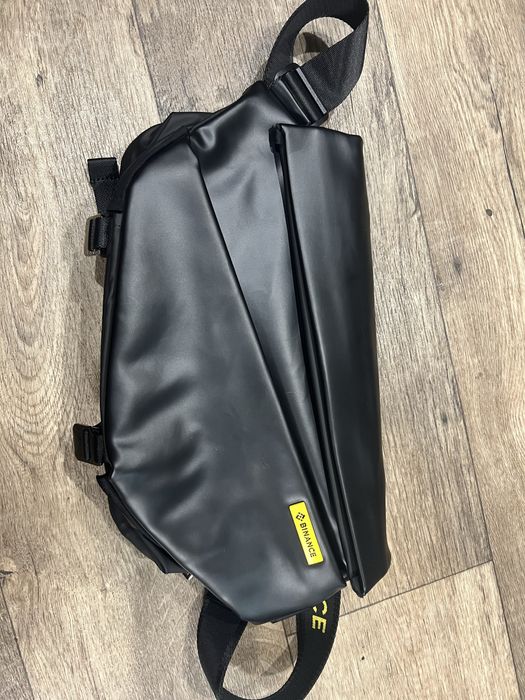 Сумка-бананка Binance • Фирменный крипто-мерч