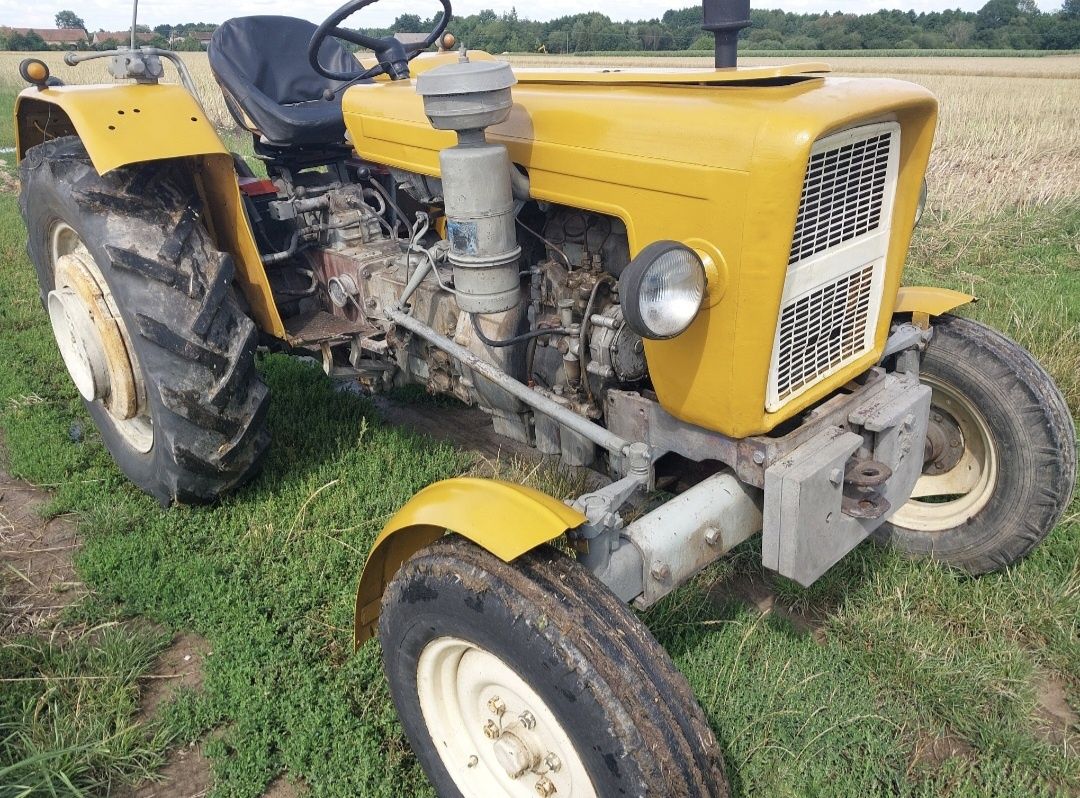 Ciągnik Ursus C-330