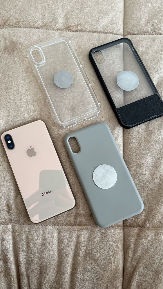 Iphone XS 64gb dourado + 3 capas