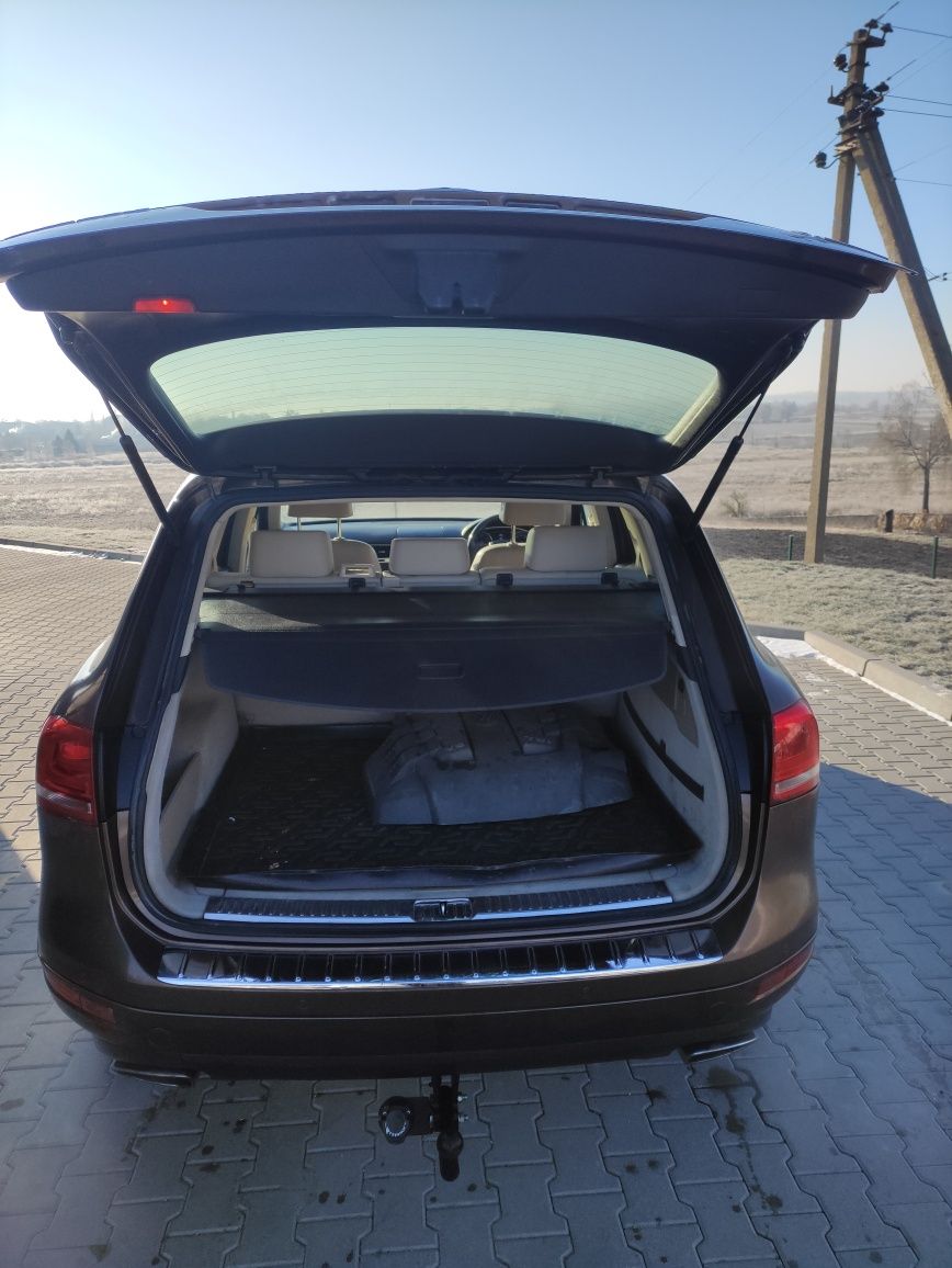 Розборка фари капот крило Volkswagen Touareg NF FL Таурег vw тоурег