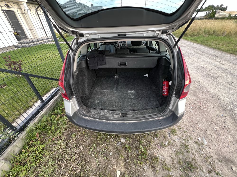Renault Megane 2 Kombi 1.6 16V 2005 uszkodzona