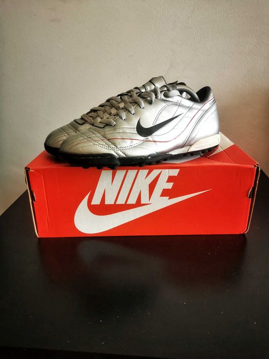 Nike Phantom prateadas