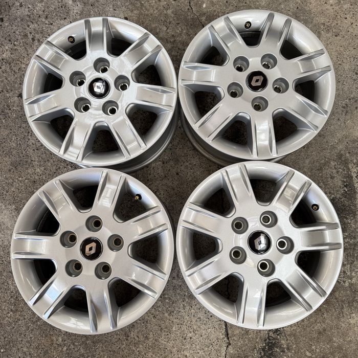 Sprzedam OEM alufelgi 16" Renault Master Camper Movano