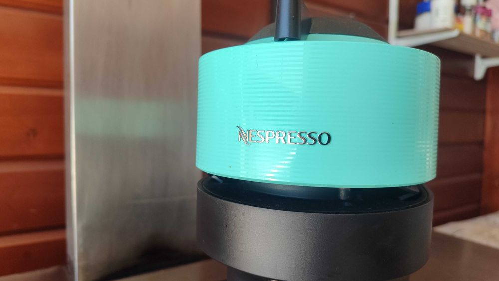 Máquina de café Nespresso; Krups, modelo Vertuo Pop, mint