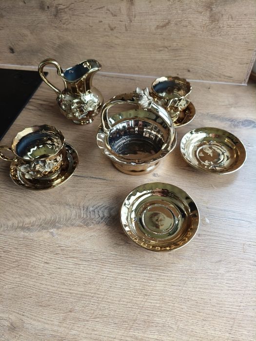 Serwis kawowy złoty