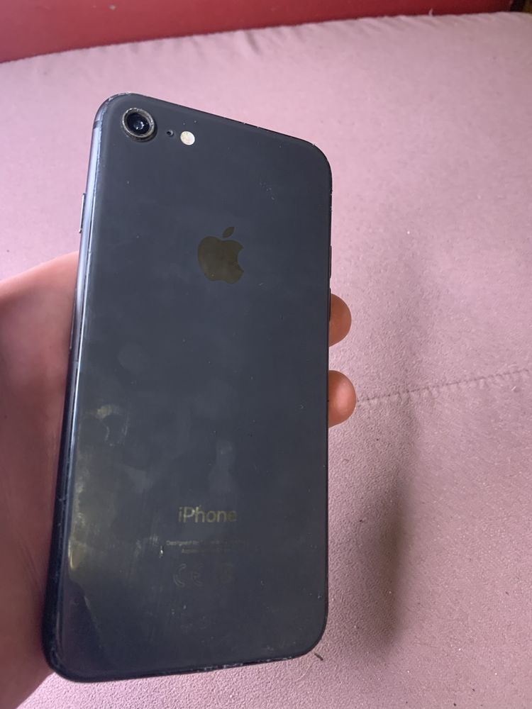 Продам мобильный телефон , смартфон apple iphone 8 64 айфон 8