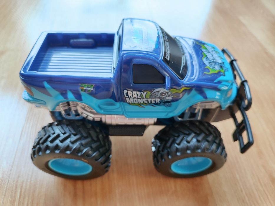 Samochód zdalnie sterowany crazy monster truck Dickie Toys