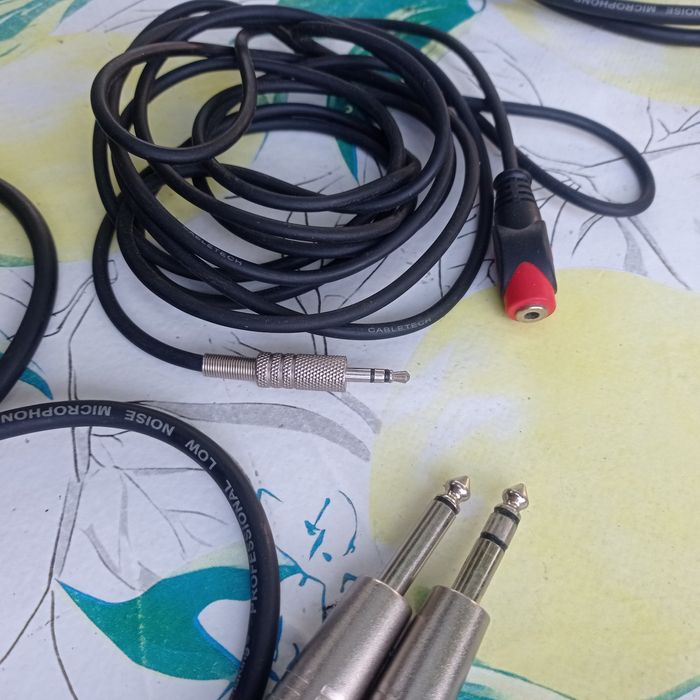 Шнур Кабель для гитары, микрофона Sound King 2.3 и 2.5 м.