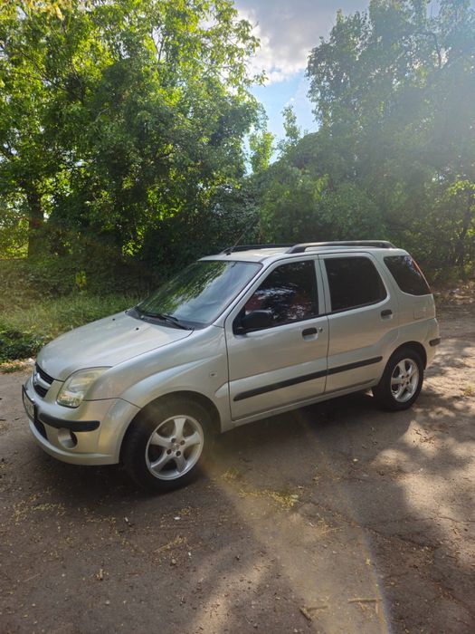 Продам машину Suzuki