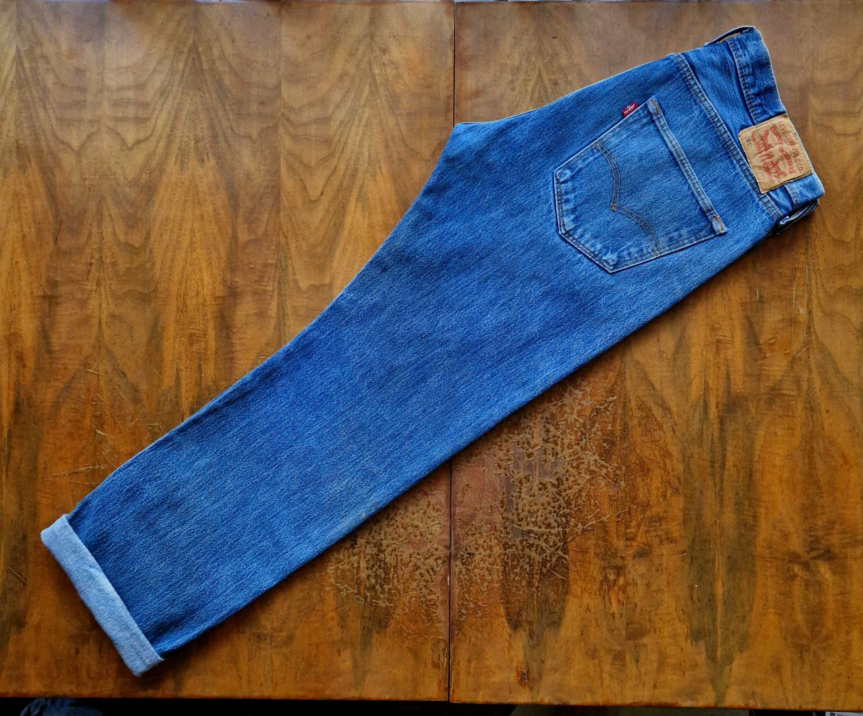 Джинсы ( Levis 501 ) размер W36-L32. Made in Pakistan!