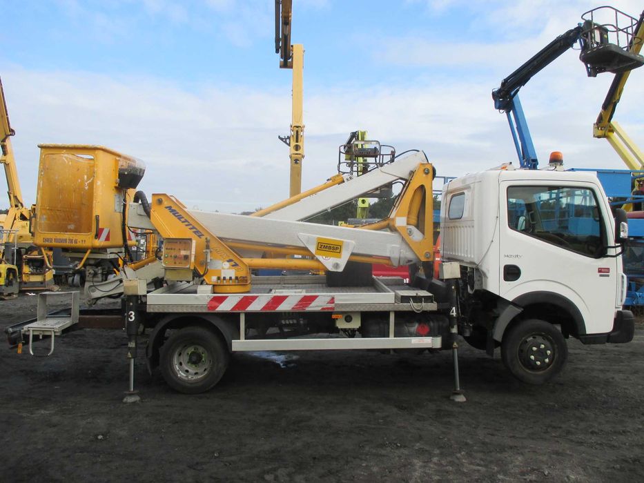 Podnośnik koszowy 17 m Multitel MX170  gsr cabstar Renault Maxity